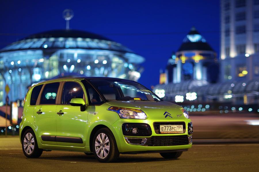  Citroen C3 Picasso 2009 года  (фото 109 из 242)